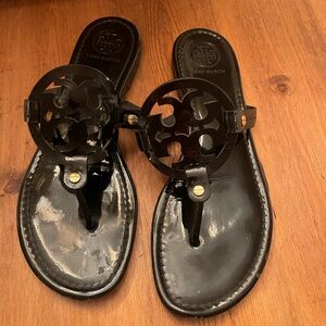 Tory Burch Miller Black Patent Leather Sandals Thongs - Size 9